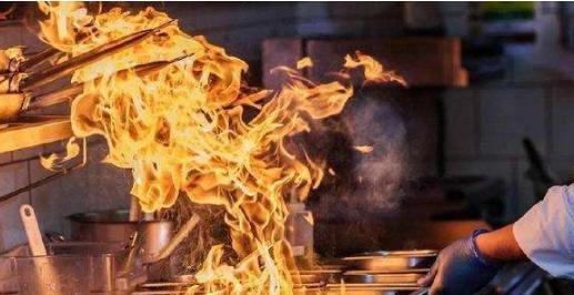 油煙凈化器使用過程中出現(xiàn)起火該怎么處理？